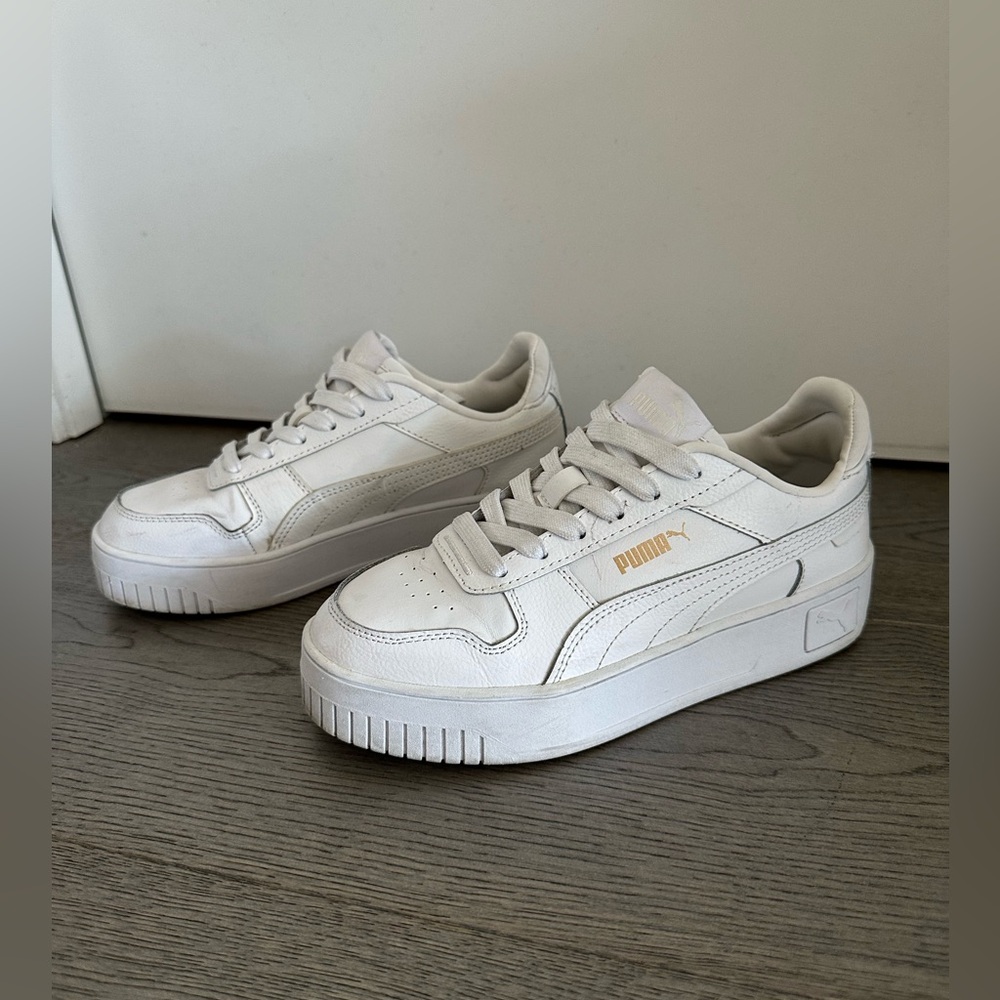 Puma Women White Sneakers with Gold Accents Size US 6